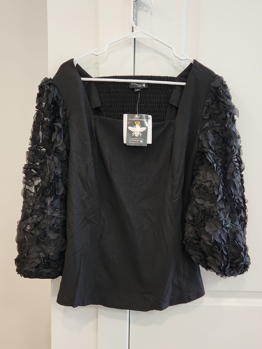 NWT Antthony Black Square-Neck Puff Sleeve Blouse